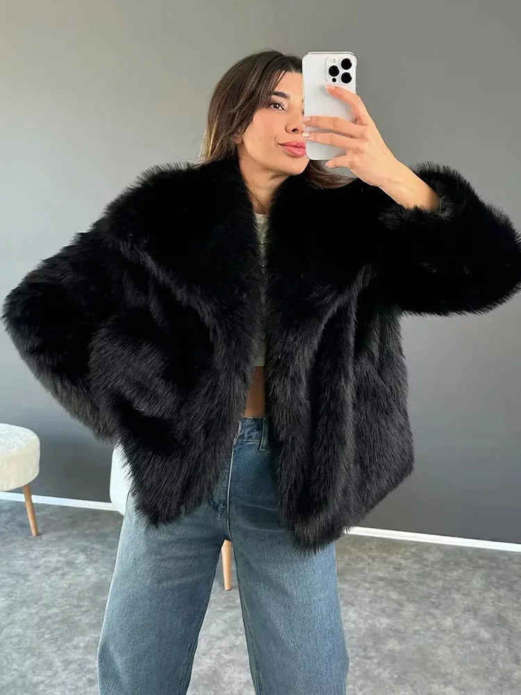 Manteau en Fausse Fourrure
