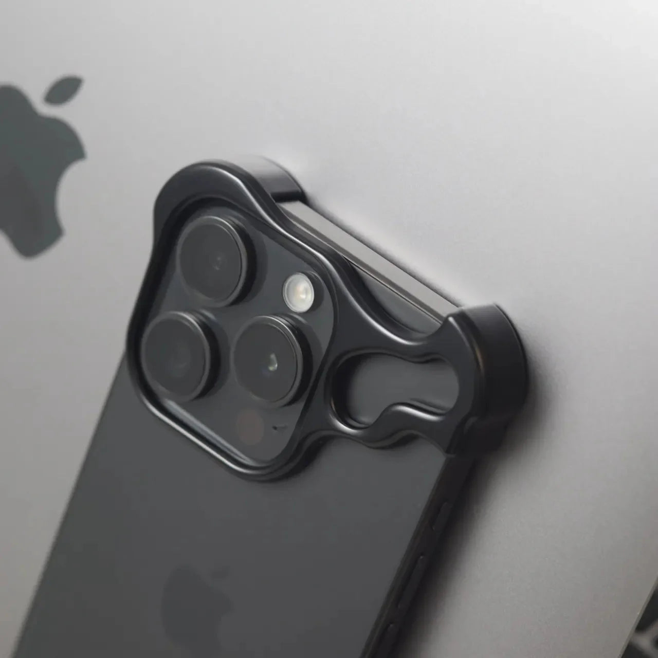 Coque de protection en acier – Design premium