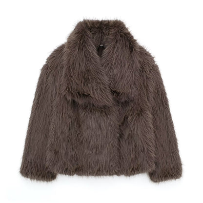 Manteau en Fausse Fourrure